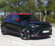 Smart Hashtag 1 #1 Brabus 315kw, 66kWh, 4x4, Matrix, Pano, Beats, HUD,...