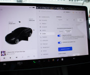 Tesla Model 3 Long Range Refresh 82 kWh, Matrix, Tepelko, S3XY, Commander, záruka