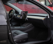 Tesla Model 3 Long Range Refresh 82 kWh, Matrix, Tepelko, S3XY, Commander, záruka