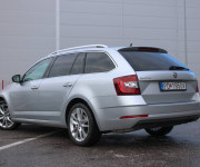 Škoda Octavia Combi 2.0 TDI 184k Ambition DSG 4x4