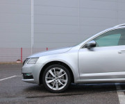 Škoda Octavia Combi 2.0 TDI 184k Ambition DSG 4x4