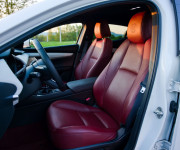 Mazda 3 2.0 SkyactivX Anniversary Edition 100th Luxury & Safety packet M6 Hybrid