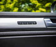 Volkswagen Touareg II 3.0 V6 TDI 4Motion R-line, Webasto, Pano, Vzduch, TOP Výbava, SK auto