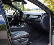 Volkswagen Touareg II 3.0 V6 TDI 4Motion R-line, Webasto, Pano, Vzduch, TOP Výbava, SK auto