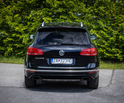 Volkswagen Touareg II 3.0 V6 TDI 4Motion R-line, Webasto, Pano, Vzduch, TOP Výbava, SK auto