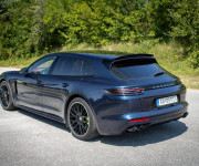 Porsche Panamera Sport Turismo 4 4x4 A/T E-Hybrid