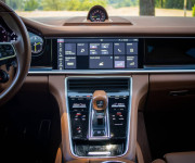 Porsche Panamera Sport Turismo 4 4x4 A/T E-Hybrid