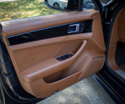Porsche Panamera Sport Turismo 4 4x4 A/T E-Hybrid