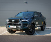 Toyota Hilux DC 2.8 I D-4D Invincible 4x4 A/T