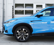 MG HS 1.6 TGI Exclusive Automat
