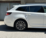 Toyota Corolla Combi 2.0 Hybrid