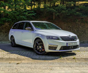 Škoda Octavia Combi 2.0 TDI DPF RS DSG