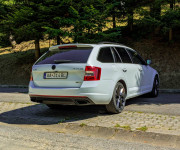 Škoda Octavia Combi 2.0 TDI DPF RS DSG
