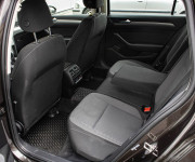 Volkswagen Passat Variant 2.0 TDI 110kW DSG Pôvodný lak