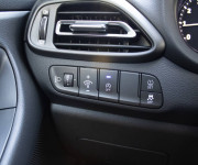 Hyundai i30 CW 1.5 T-GDi iMT Style, V záruke, Slovenské, Odpočet