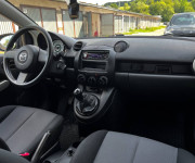 Mazda 2 1.3i CE