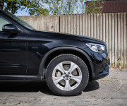 Mercedes-Benz GLC SUV 300e 4Matic, AMG, Night, Pano, Burmester, Webasto, Nelakované, R20