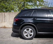 Mercedes-Benz GLC SUV 300e 4Matic, AMG, Night, Pano, Burmester, Webasto, Nelakované, R20