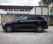 Mercedes-Benz GLC SUV 300e 4Matic, AMG, Night, Pano, Burmester, Webasto, Nelakované, R20