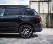 Mercedes-Benz GLC SUV 300e 4Matic, AMG, Night, Pano, Burmester, Webasto, Nelakované, R20