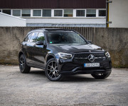 Mercedes-Benz GLC SUV 300e 4Matic, AMG, Night, Pano, Burmester, Webasto, Nelakované, R20