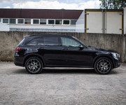 Mercedes-Benz GLC SUV 300e 4Matic, AMG, Night, Pano, Burmester, Webasto, Nelakované, R20
