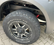 Nissan Navara DoubleCab 3.0 V6 dCi Platinum A/T Long