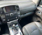 Nissan Navara DoubleCab 3.0 V6 dCi Platinum A/T Long