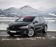 Tesla Model X 90D Ludicrous 700PS 7 miest, Free Supercharger SC01, SOH 98%, CCS adaptér