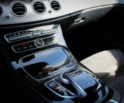Mercedes-Benz E trieda Sedan 220 d 4MATIC A/T, 143kW, A9 E53 Optic