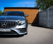 Mercedes-Benz E trieda Sedan 220 d 4MATIC A/T, 143kW, A9 E53 Optic