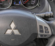 Mitsubishi Outlander 2.2 DI-D (177k) Intense+