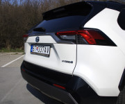 Toyota RAV4 2.5 Hybrid, 131kw, e-CVT Selection FWD