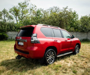 Toyota Land Cruiser (150 SERIES)