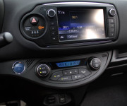 Toyota Yaris 1.5 Hybrid CVT Automat