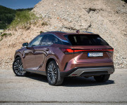 Lexus RX 350h Luxury, 1. Majiteľ, Slovenské, Nelakované, vo fólii, Medená sonic, DPH