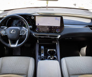 Lexus RX 350h Luxury, 1. Majiteľ, Slovenské, Nelakované, vo fólii, Medená sonic, DPH