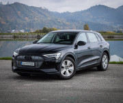 Audi E-tron 55 quattro, webasto, vzduchový podvozok, ťažné, DPH, SOH 87%