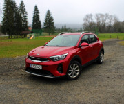 Kia Stonic 1.2 D-CVVT Silver