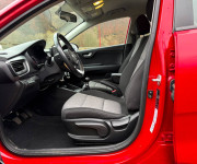 Kia Stonic 1.2 D-CVVT Silver