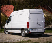 Mercedes-Benz Sprinter 311 L2H2 predný náhon