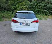 Opel Astra Sport Tourer 1.2 Turbo