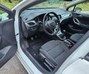 Opel Astra Sport Tourer 1.2 Turbo