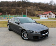 Jaguar XE 2.0 I4D Prestige AT