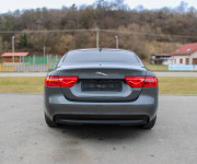 Jaguar XE 2.0 I4D Prestige AT