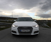 Audi A4 2.0 TDI S tronic Basis