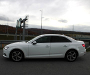 Audi A4 2.0 TDI S tronic Basis
