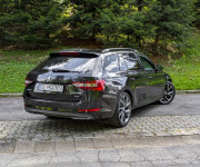Škoda Superb SportLine Combi 2.0 TDI 140kW A7 4x4, Webasto