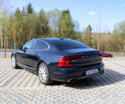 Volvo S90 D5 2.0L Drive-E Inscription A/T AWD