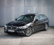 BMW Rad 5 Touring 520d Luxury Line, Pano, Ťažné, ambient, nové brzdy, olej v ZF